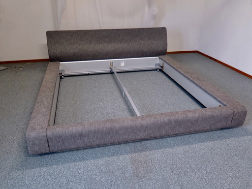 Molteni&C  Patricia Urquiola Clip Bed