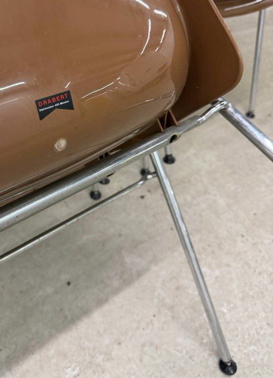 Image 1 of 32 sedie impilabili vintage Drabert