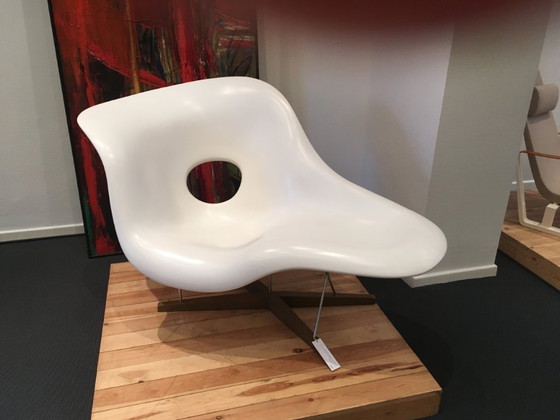Image 1 of La Chaise by Vitra