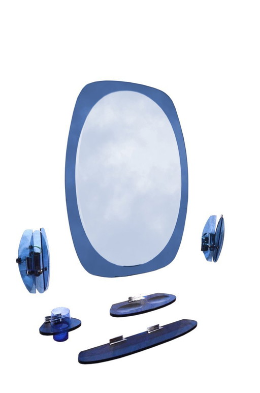 Cobalt blue bathroom suite, attributed to Fontana Arte, 1970 – spiegels, Glass, Metal