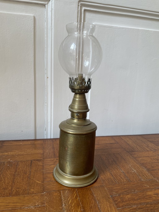 Petite lampe à huile en laiton