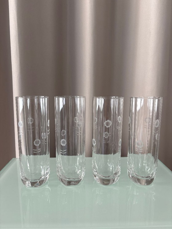 Set of 4 Vintage Etched Floral Highball Glasses – Glass & Decanter (photo 11 of 13)
