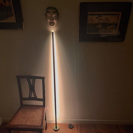 Image 1 of Gica Contra – Minimalistische Lichtskulptur, handgefertigt in limitierter Auflage