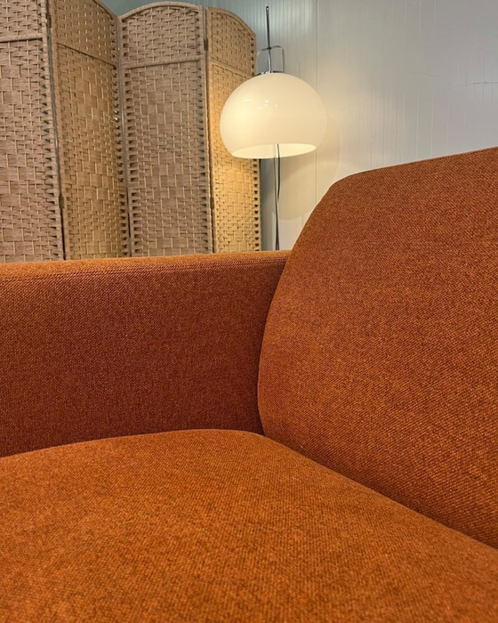 Image 1 of NIEUW GESTOFFEERD Artifort Mare Loveseat Oranje + Garantie