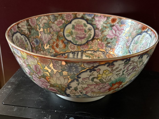 Große chinesische Porzellan 'Punch Bowl' (31 cm) – Millefleurs & Satsuma-Stil – Dekorative Objekte, Porcelain (photo 7 of 10)