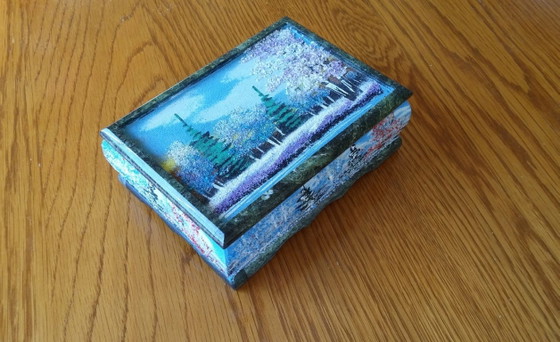 Ural Stone Jewelry Box. – Gifts (photo 4 of 5)