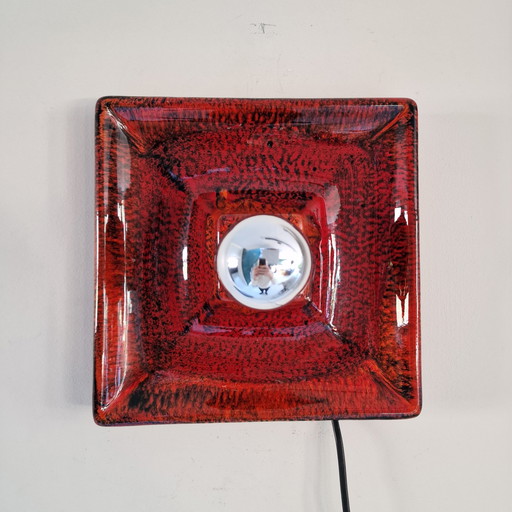 Applique vintage carrée rouge - Applique en céramique avec glaçure orange/rouge - Allemagne 1970 - Hustadt Leuchten