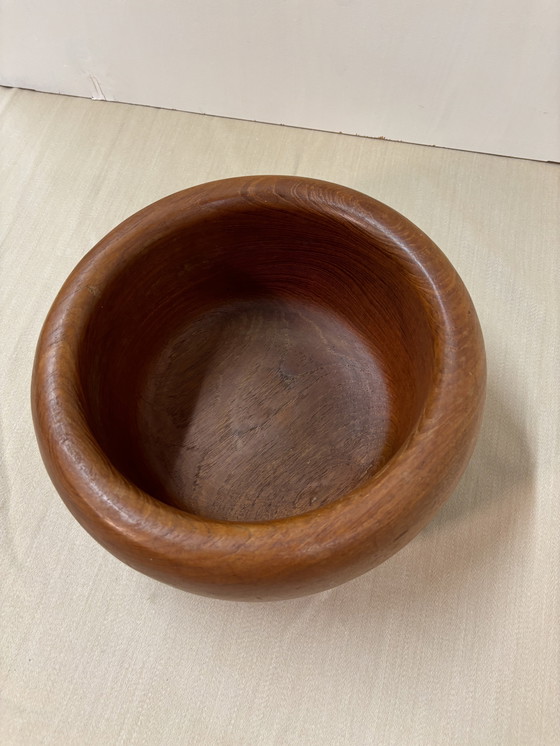 Image 1 of Bol vintage en bois de teck au design danois