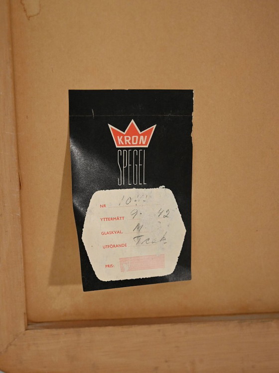 Image 1 of Scandinavische, licht bolle, rechthoekige teakhouten spiegel van "Kron".