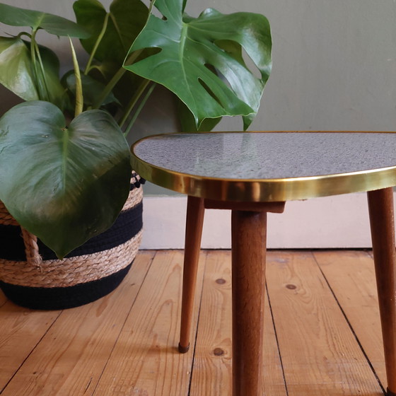 Image 1 of Table d'appoint vintage en Formica