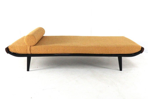 Dirk Cordemeijer voor Auping Cleopatra daybed vintage nieuw gestoffeerd