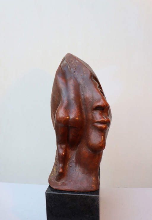 Chantalle Smeets Hidden Woman-Skulptur