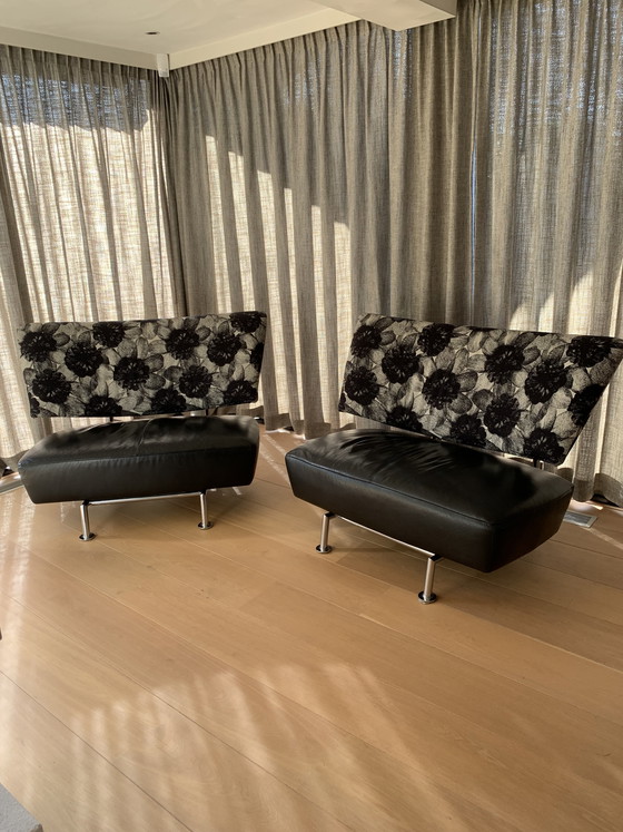 Image 1 of 2 x Leolux Akka, draaibare chaise longues