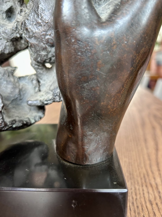 Image 1 of Betty Wachsstock – Sculpture originale en bronze | Héritage familial