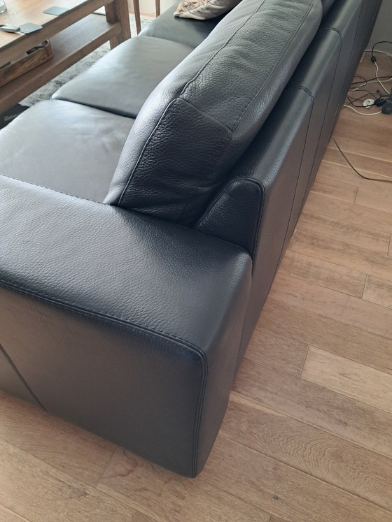 Image 1 of Beautiful black leather 4-seater sofa