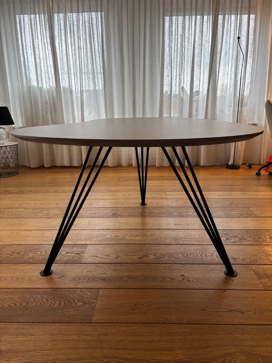 Image 1 of Tavolo da pranzo Bree's New World Cloudy