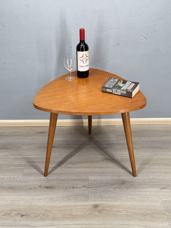 Image 1 of Table d'appoint vintage en bois des années 1950