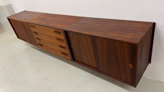 Image 1 of Credenza a muro in palissandro di Kai Kristiansen per Feldballes, anni '60