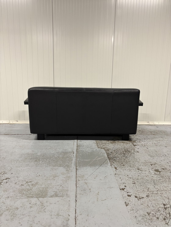 Image 1 of 2 places Leolux Antipode