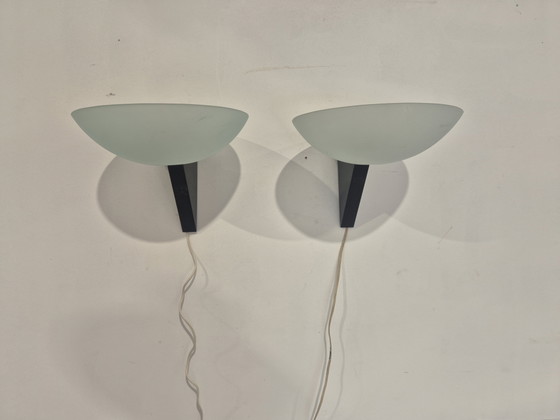 Image 1 of Een paar vintage Italiaanse postmoderne wandlampen