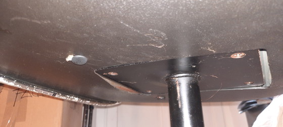 Image 1 of Poltrona direzionale Knoll Pollock vintage anni '70 – pelle nera, base a 4 stelle