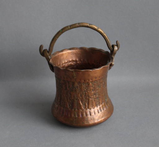 Solid copper kettle, copper pot, planter, cachepot with handle, vintage