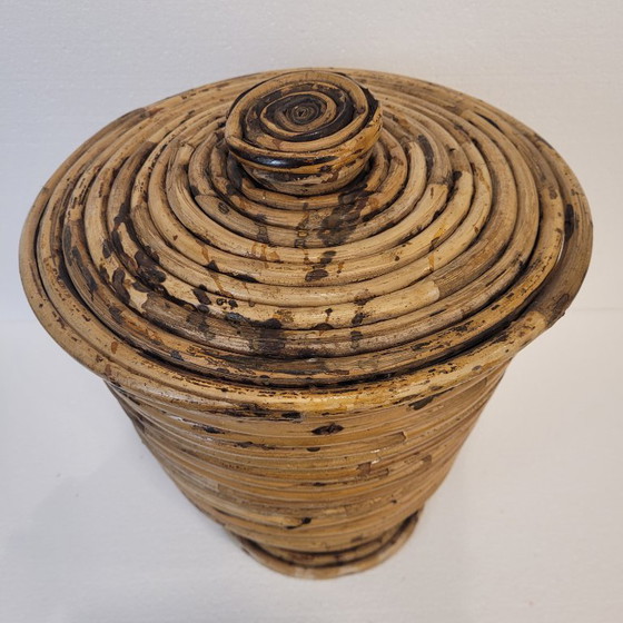 Image 1 of Cestino vintage in rattan con coperchio, XX secolo - Francia