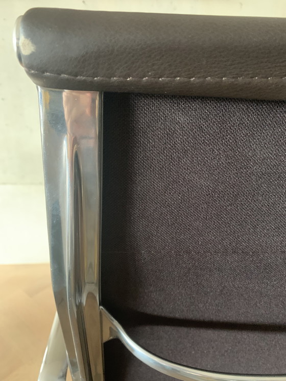 Image 1 of Eames Bürostuhl EA219 Premium-Leder Schokolade