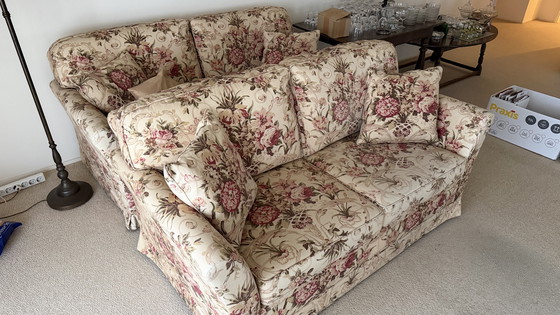 Image 1 of Twee prachtige Engelse banken met groot zitcomfort