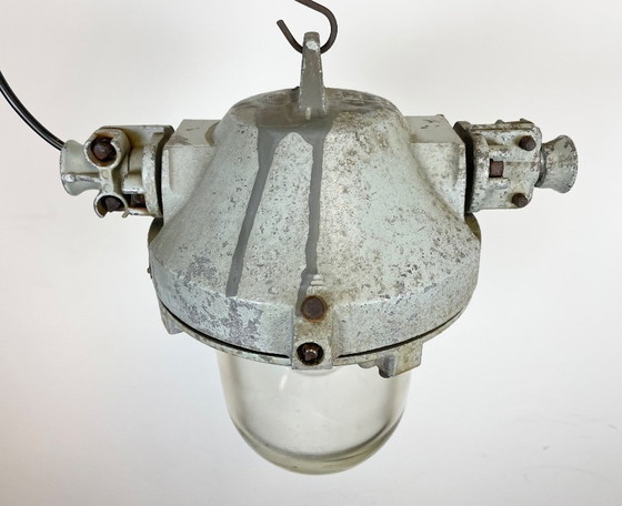 Image 1 of Lampe industrielle grise en fonte d'aluminium antidéflagrante, années 1970