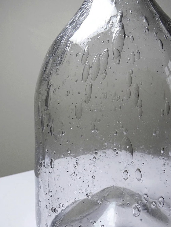 Grande bottiglia antica in vetro soffiato con bolle, inizio XX secolo. – Bicchieri e caraffe, Cristallo (photo 7 of 16)