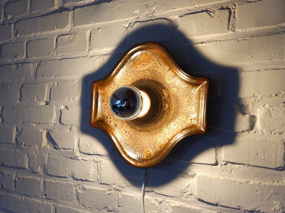 Image 1 of Keramieken aardewerken bruine vintage wandlamp, west germany fat lava stijl, keramische retro wandlamp, space age lamp