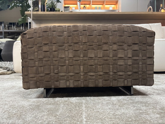 Image 1 of Pouf poggiapiedi Flexform Bangkok Suede LP € 3.500