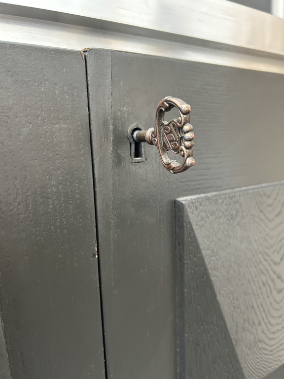 Image 1 of Brutalistischer Barschrank aus Holz – 1970er Jahre