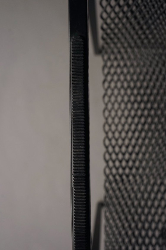 Image 1 of Sedie modello R401 in rete espansa di Shiro Kuramata per Pastoe, 1982, set da 2
