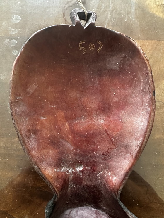 Image 1 of Petit masque Africain en bois sculpté début XX e siècle