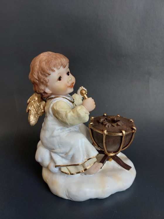 Image 1 of Figurines Seneca en polystone fabriquées à la main