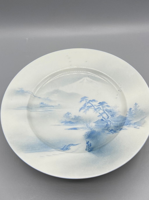Coupe sur pied en porcelaine japonaise de l'ère Meiji - Paysage du mont Fuji bleu et blanc – decoratieve objecten