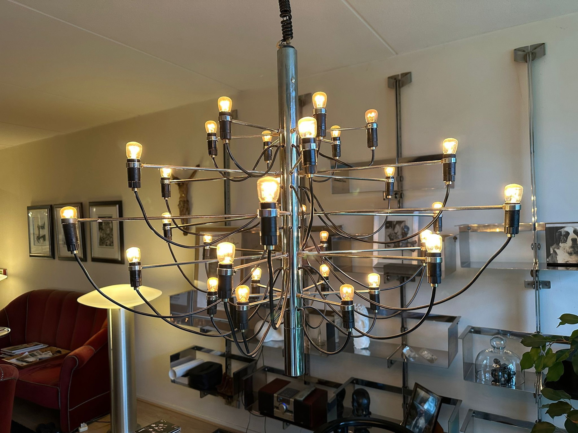 FLOS 2097/30 chandelier 30 lights chrome matt | €600 | Whoppah