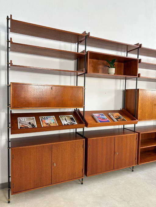 Ruime Vintage Mid Century Teak Vrijstaande Opstelling 60er jaren