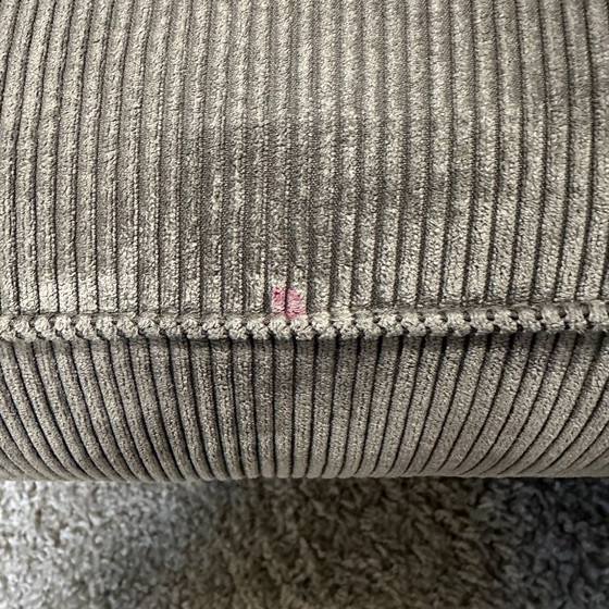 Image 1 of Sofá esquinero acanalado By Side 305x155 cm