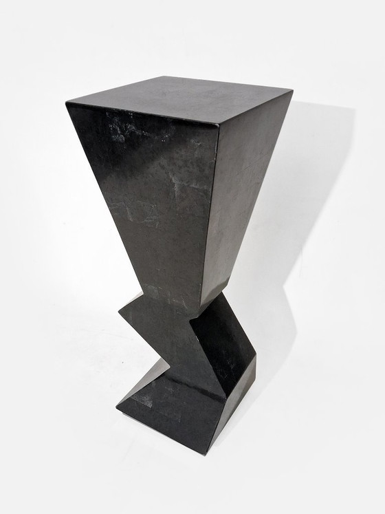 Decoratieve zuil bijzettafel "Zigzag" – Metal, Vintage (photo 4 of 13)