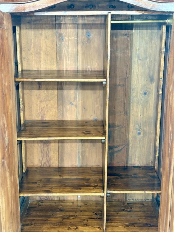 Image 1 of Armadio antico / armadio in stile barocco / armadio per la biancheria / mobiletto circa 1880