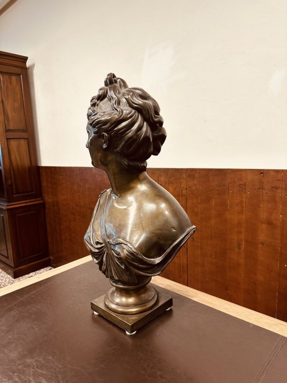Busto Diana la Cacciatrice di Jean Antoine Houdon – Jean-Antoine Houdon, Sculture, Bronzo (photo 3 of 11)