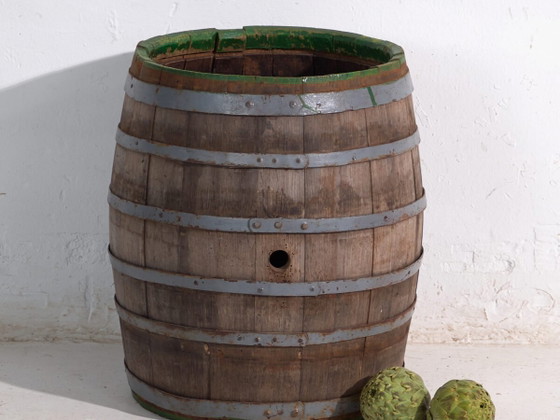 Barril de madera antiguo con aros de hierro – Europa Central, circa 1920 – Objetos decorativos, Wood, Iron (photo 2 of 40)