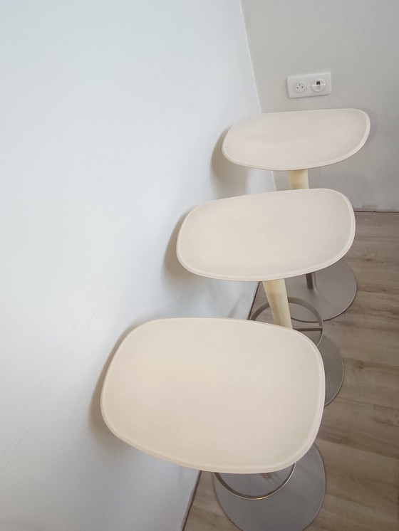 Image 1 of Babar stool set by Simon Pengelly for Arper 2006