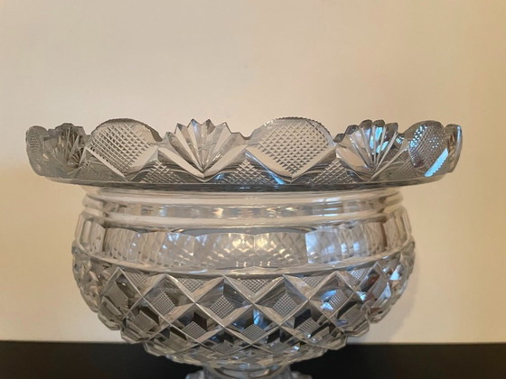 Image 1 of Coupe à fruits antique en cristal sur pied * Vonêche * XIXe siècle.