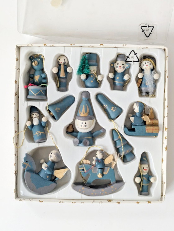 Image 1 of 14 x Vintage Kerstversieringen in Doos | Duitse Volkskunst Houtdecoratie uit de Jaren 80
