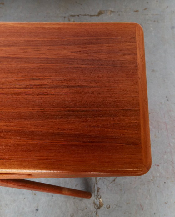 Image 1 of Mesa de café Johnnes Andersen "Smile" para CFC Silkeborg