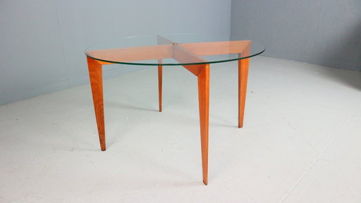 Gio Ponti Coffee Table for Isa Bergamo in oak with Round Cristal Top, 1957